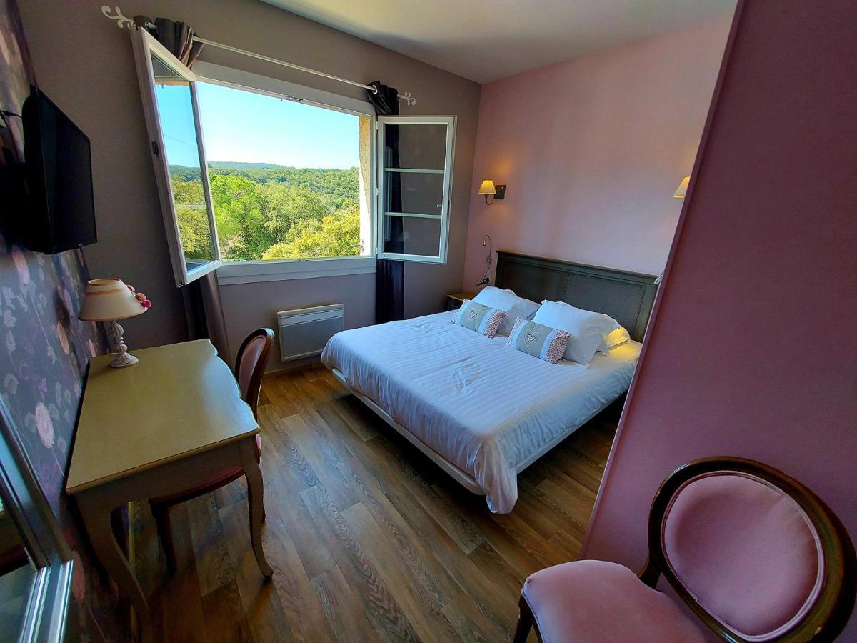 Hotel Les Hauts De 2*